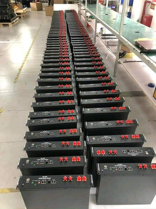 Горячая продажа релка типа 48V литий-железофосфатная батарея 48v100ah Система хранения солнечной энергии для 10kw 20kw 30kw 50kw