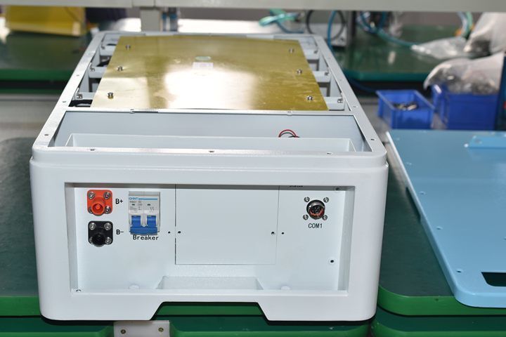 Все в одном ESS 48V 100Ah Семейное жилищное использование Система хранения энергии Новая солнечная батарея Энергохранилище